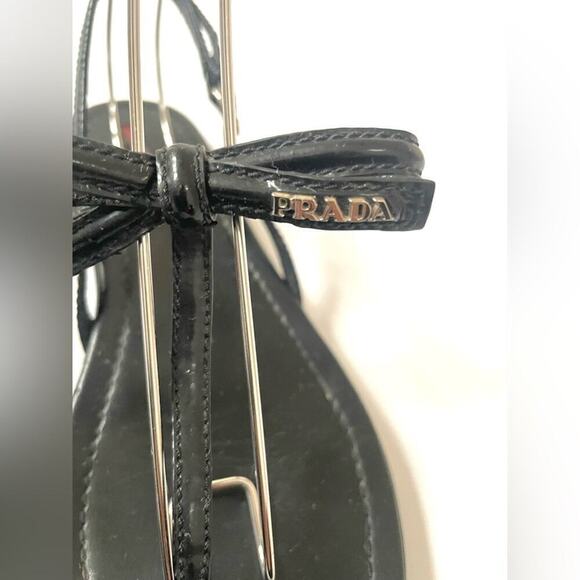 Prada Black Patent leather bow tie logo embellished T strap flat sandals EU 39.5 - Picture 4 of 13
